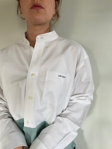 the two-tone everyday shirt