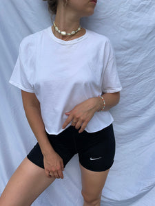 embroidered cropped tee