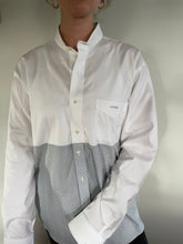 Load image into Gallery viewer, the two-tone everyday shirt

